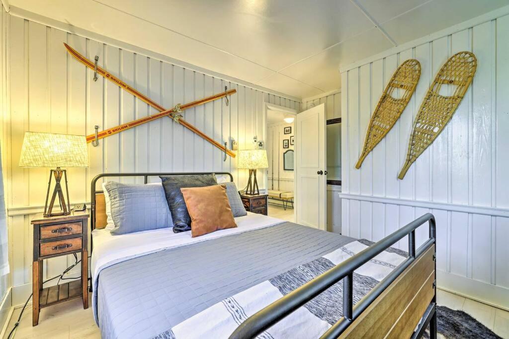 Stylish And Cozy Cabin, Walking Distance To Big Bass Lake Gouldsboro Exterior foto