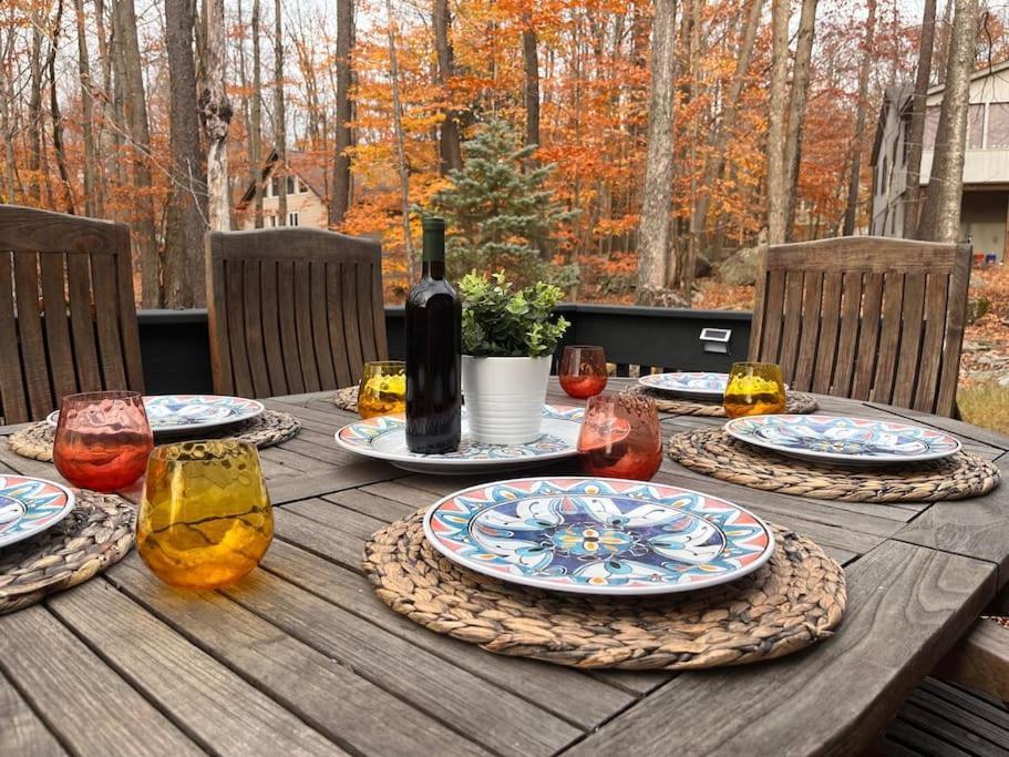 Stylish And Cozy Cabin, Walking Distance To Big Bass Lake Gouldsboro Exterior foto